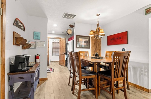 Branson Condo | Central Cabin Condo - Walk-In!