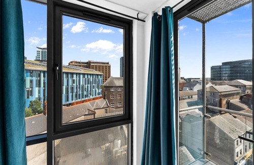 Cardiff City Centre Apartment | Central Cardiff Penthouse - Private Rooftop