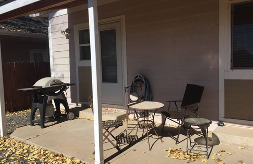 Cedaredge House | Central Cedaredge Cottage