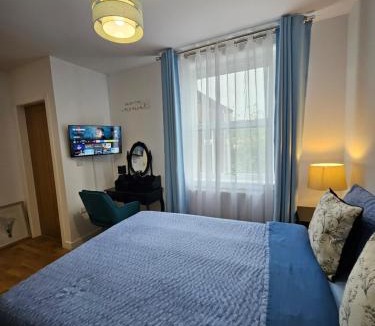 Leek House | Central Chambers Suites - Suite 5