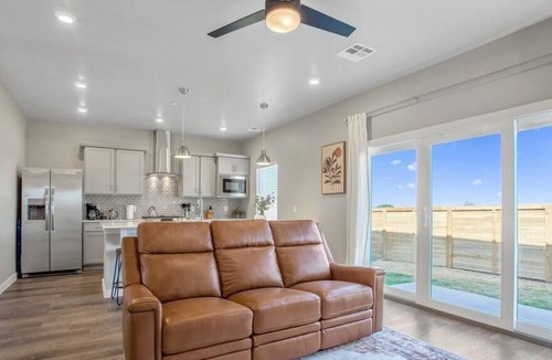 Oklahoma City House | Central Charm: Spacious 3-Bedroom Oasis in OKC