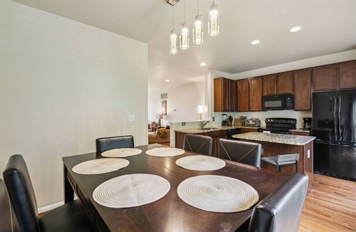 Christiana House | Central Christiana Moderno Newark