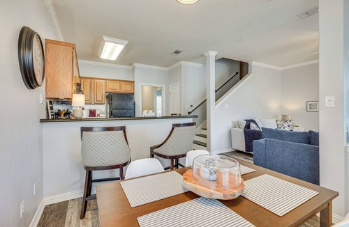 College Station House | Central College Station Townhome w/Community Pool