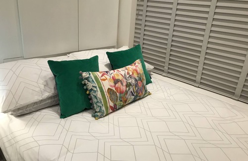 Harrogate Apartment | Central contemporary first floor apartment in Harrogate. Recently refurbished.