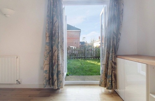 Maidenhead Apartment | Central | Contractors | Parking