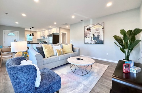 North Central House | Central Cozy New 3B2b home, San Mateo, CA