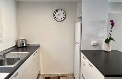 Greerton Apartment | Central Cozy Self-contained Space