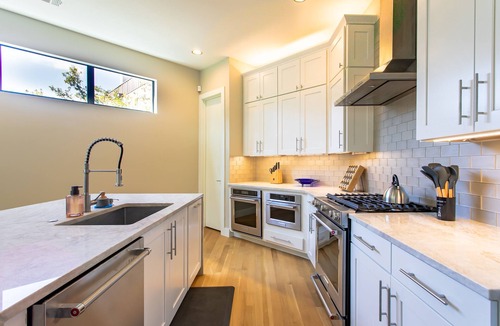 Oak Lawn House | Central Dallas-4 Bed Luxury Home
