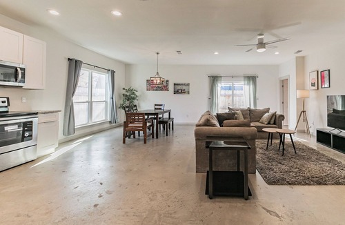 South Dallas - Fair Park House | Central Dallas 5min to Down town/Deep Ellum