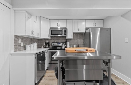 Bloomingdale Apartment | Central DC 1-BR Oasis/Bloomingdale Getaway