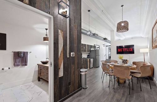 Gaslamp Quarter Apartment | Central Downtown Apt Sleeps 8 & Enjoy Gaslamp!