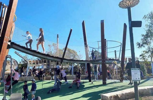 Epping Apartment | Central Epping Retreat | Walk to Train, Dining, Shops