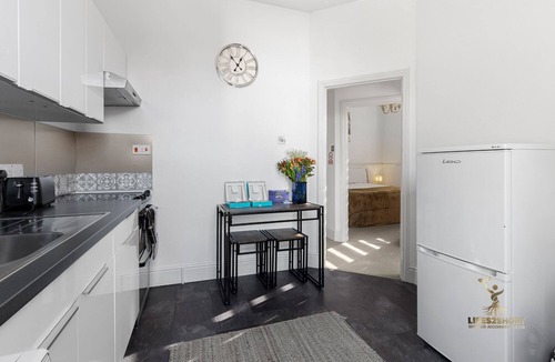 Exeter Apartment | Central Exeter Apartment Kimberley Road