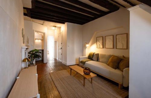 4th Arrondissement Apartment | Central Flat 4 Guests - Ile Saint Louis