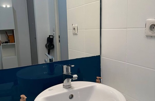 Saint Clair Apartment | Central, fully-equipped studio Lyon kitchen included