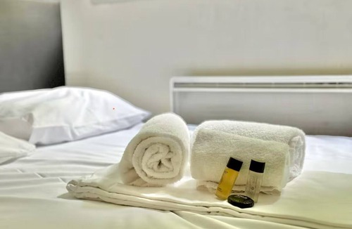 Saint Clair Apartment | Central, fully-equipped studio Lyon kitchen included