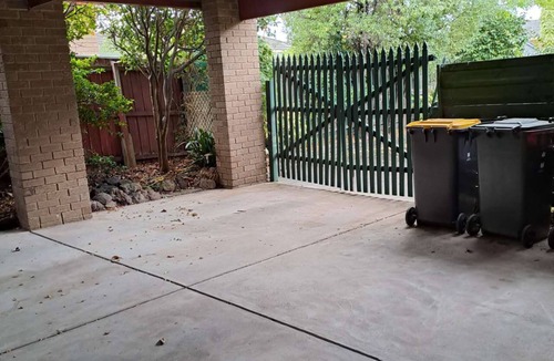 Glen Waverley House | Central glen, Ideal family heaven!