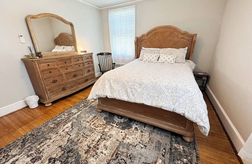 Danville Apartment | Central Haven, 2 mins from Downtown, 2bd/1bt