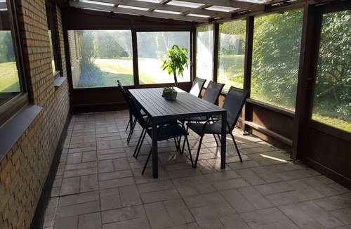 Billund House | Central Holiday Home in Billund 5 bdr - 500 m to Lego House