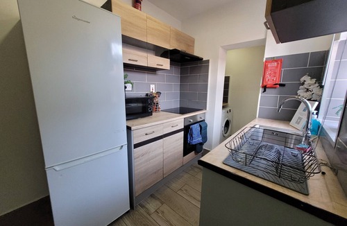 Ipswich House | Central Ipswich Stay: 2-Bed, Courtyard Garden & Work-Friendly