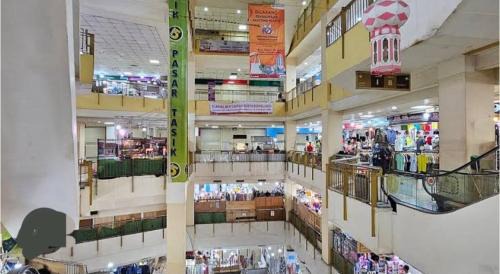 Gambir Apartment | CENTRAL JAKARTA THAMRIN RESIDENCE APARTMENT luxurious 2-BEDROOM New furniture 60M scbd beside 3 MALLS