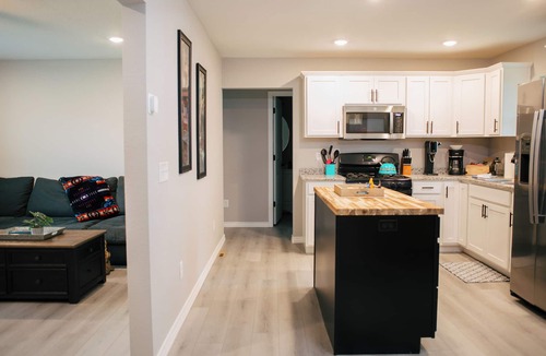 Joplin House | Central Joplin Cozy 3BR/2BA Family Home
