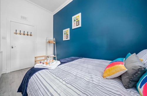 Kirkintilloch Apartment | Central Kirkintilloch 2 Bed App