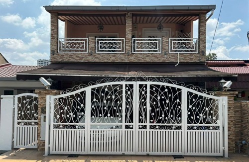 Bouvet Island House | Central KL - Bangsar