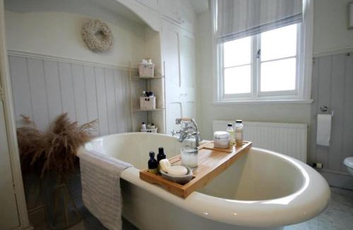 Knutsford House | Central Knutsford