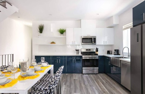 Historic Filipinotown Condo | Central LA Escape Near Universal & Beaches