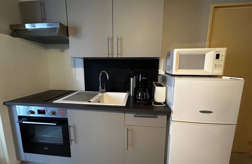 La Roche-Posay Apartment | Central La Roche-Posay studio, Wifi, free parking