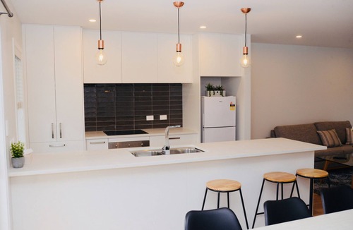 Hamilton Lake Apartment | Central Lake Hamilton