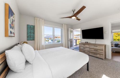 Lake Placid Apartment | Central Lake Placid Mountain Views