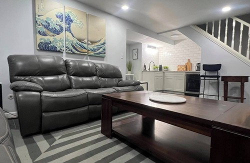 Lindenwood Park House | CENTRAL LOCATION - 4 BEDS - FAMILY FRIENDLY - AMENITY PACKED - POOL & PRIVACY