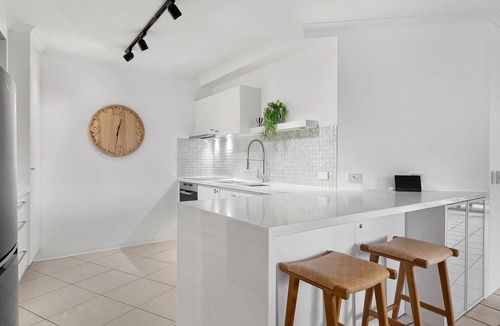 Sunshine Beach Apartment | Central Location Stylish 3 Bed Pool - Sunshine Central