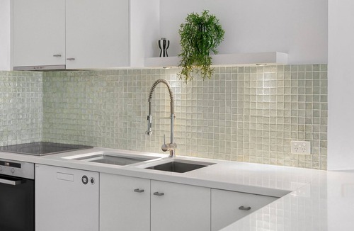 Sunshine Beach Apartment | Central Location Stylish 3 Bed Pool - Sunshine Central