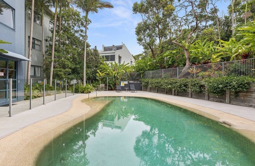 Sunshine Beach Apartment | Central Location Stylish 3 Bed Pool - Sunshine Central