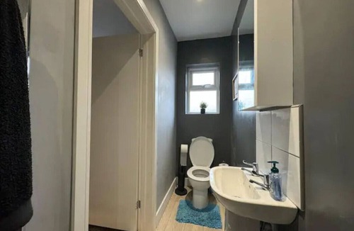 Saint Paul's Apartment | Central Location*Long Stay Discounts