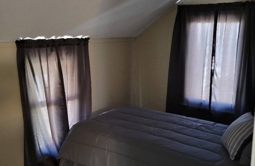 Fairmont House | Central Location!