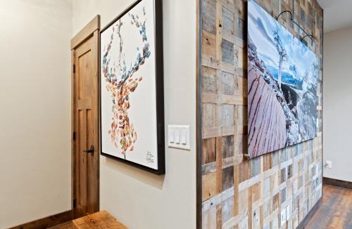 Whitefish House | Central Loft 303