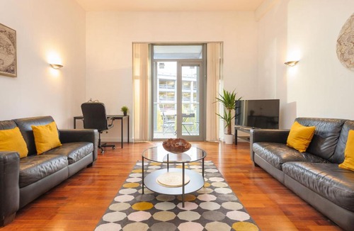 Newcastle-upon-Tyne Apartment | Central Lofts Apartment