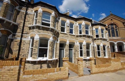 East Walworth Apartment | Central London Duplex, bright and spacious.