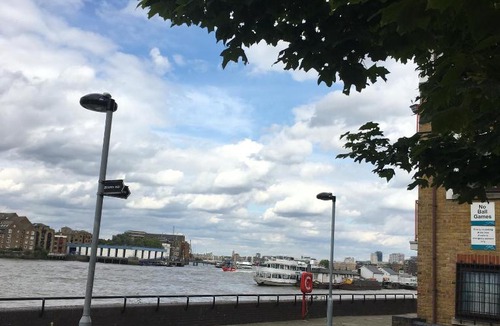 Riverside Apartment | Central London (SE16)