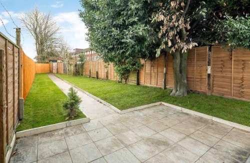 West Putney Apartment | Central London Studio