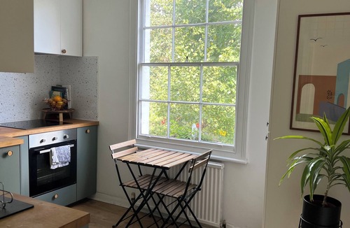 Mildmay Apartment | Central London Two Storey Flat
