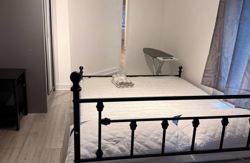 Harrow Road Apartment | Central London W9 2 bed 2 bath