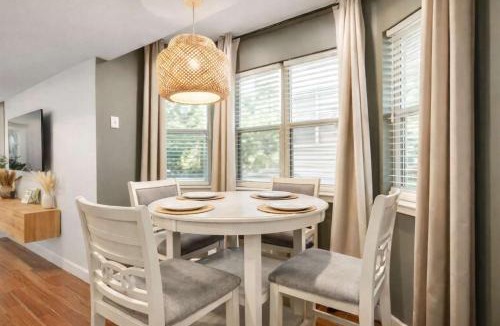 Smoketown Jackson House | Central Louisville Gem - Near Airport & Top Spots