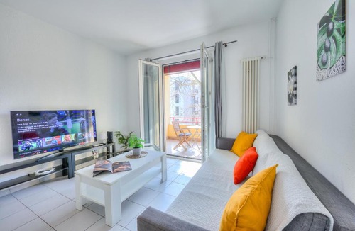 Lugano Apartment | Central Love