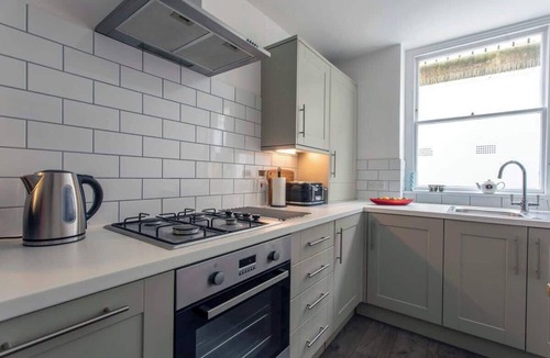 Bath Apartment | Central maisonette with garden