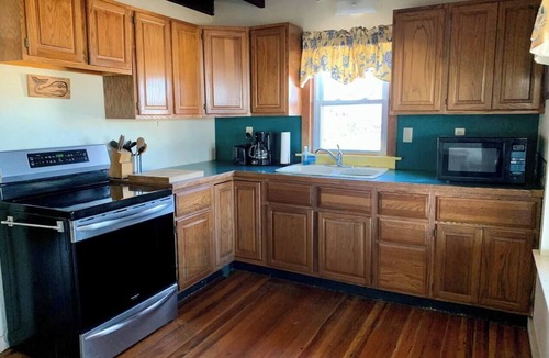 Matunuck House | Central Matunuck Bungalow